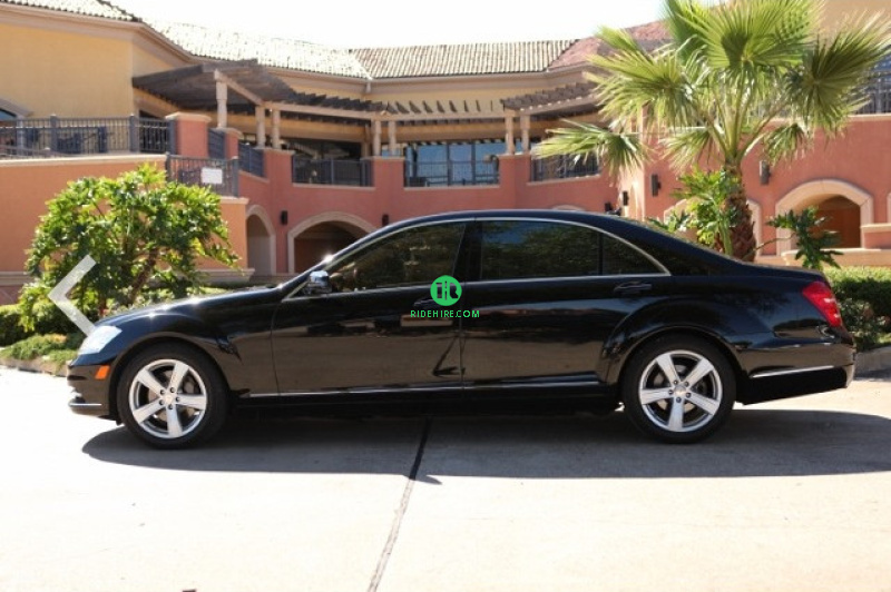 Mercedes-Benz S550 Sedan