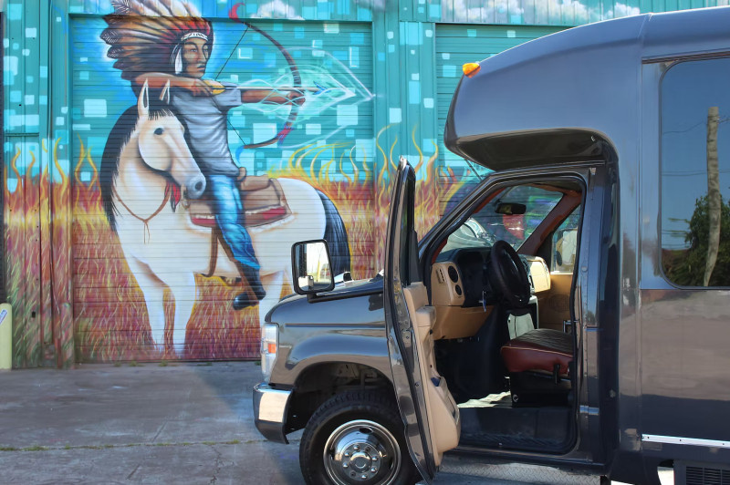 Ford E-350 Party Bus