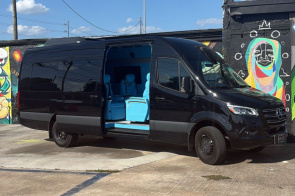 vehicle primary image