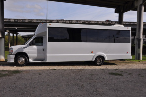 vehicle primary image