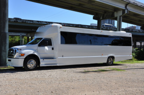 vehicle primary image